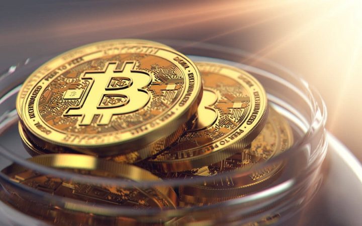 Cum să faci bani cu Bitcoin dacă ai doar de dolari: Despre Admiral Markets